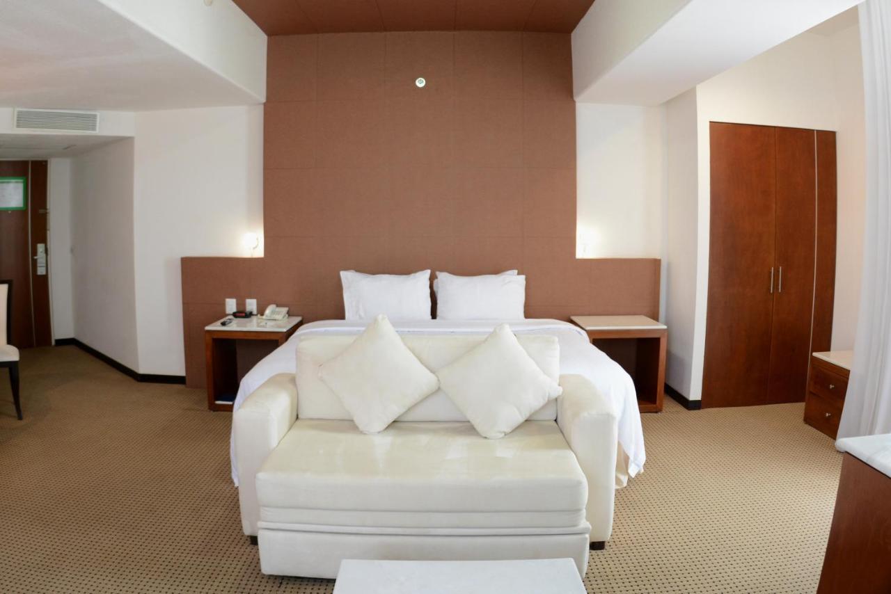 Hotel & Suites Bel Air Business Salamanca Exterior photo